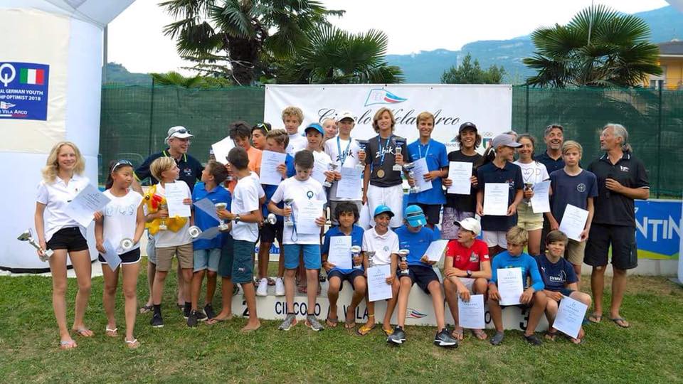 20180727 Arco Podio Tutti