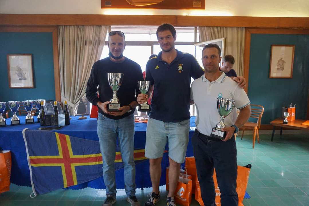 20211023 Anzio Finn Podio