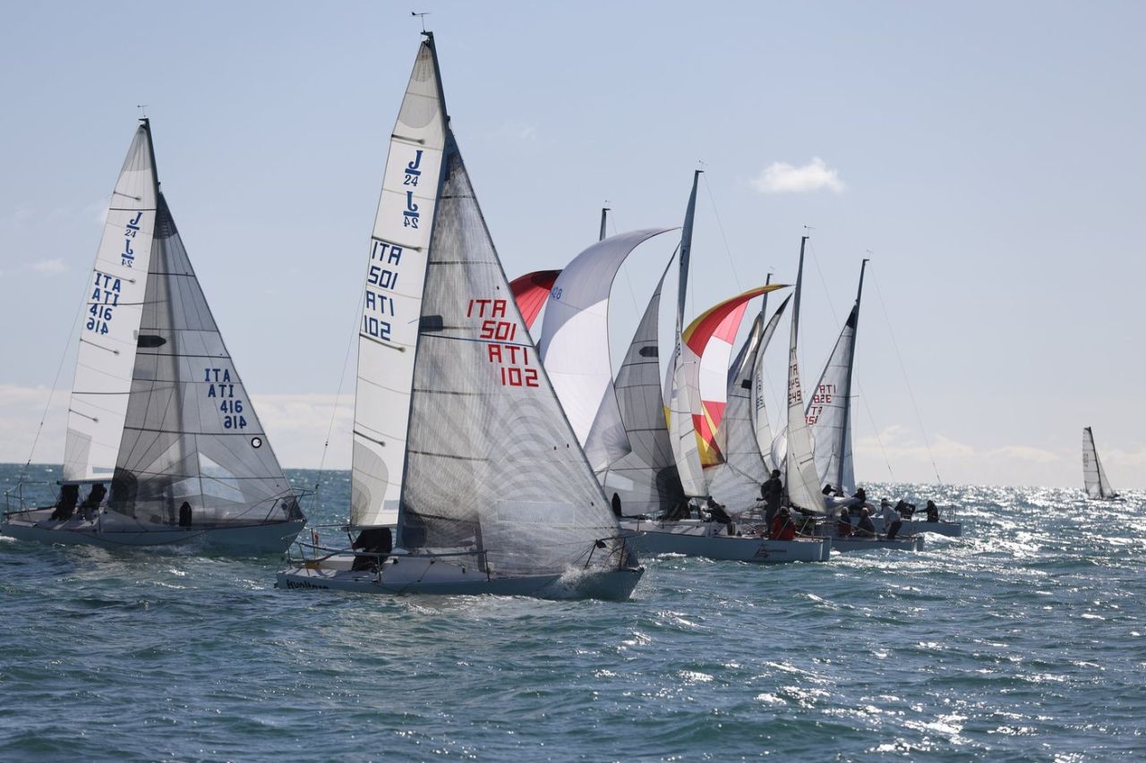 20240225 Invernale J24 1s