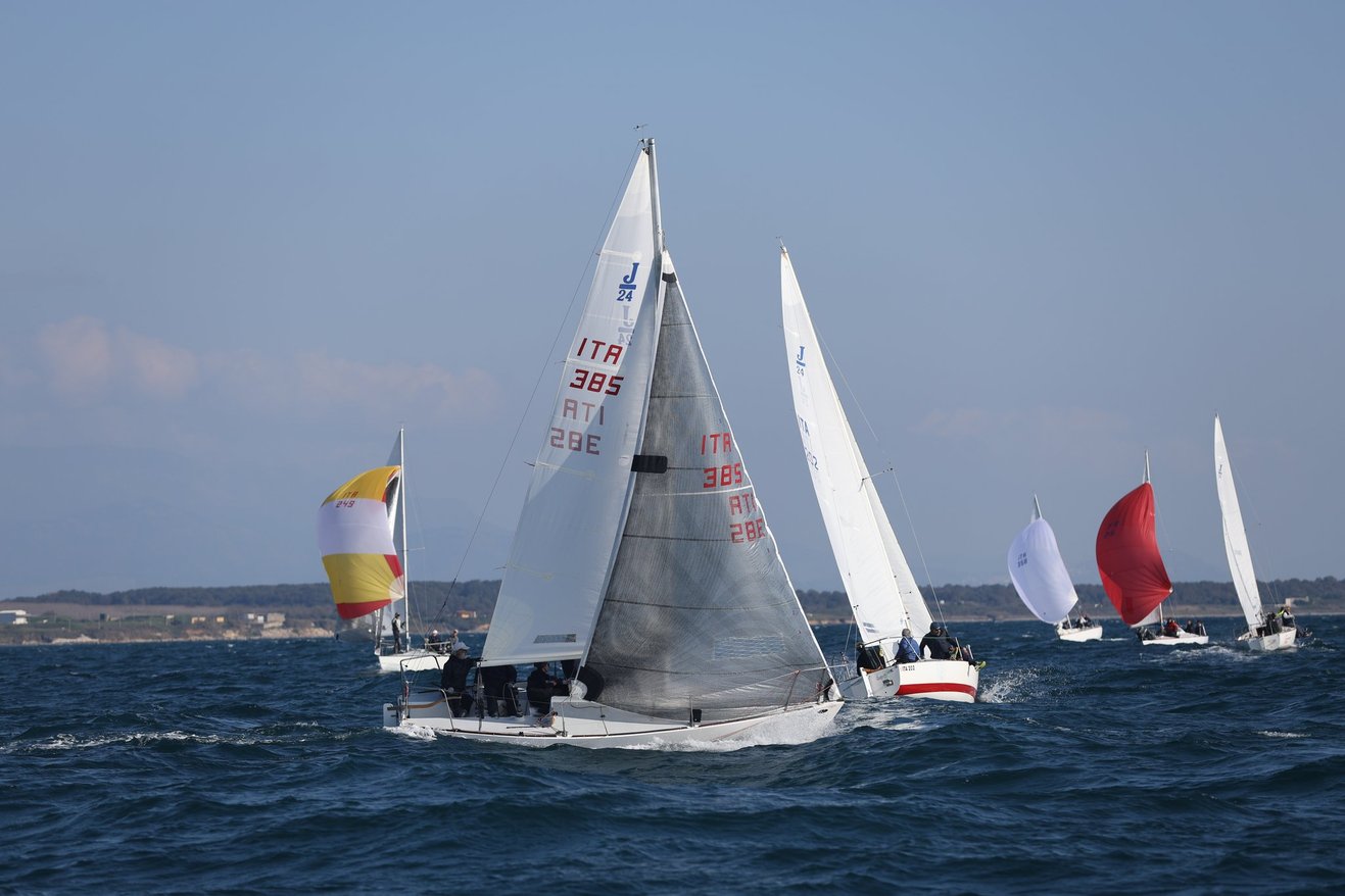 20241110 Invernale J24 Incroci 1