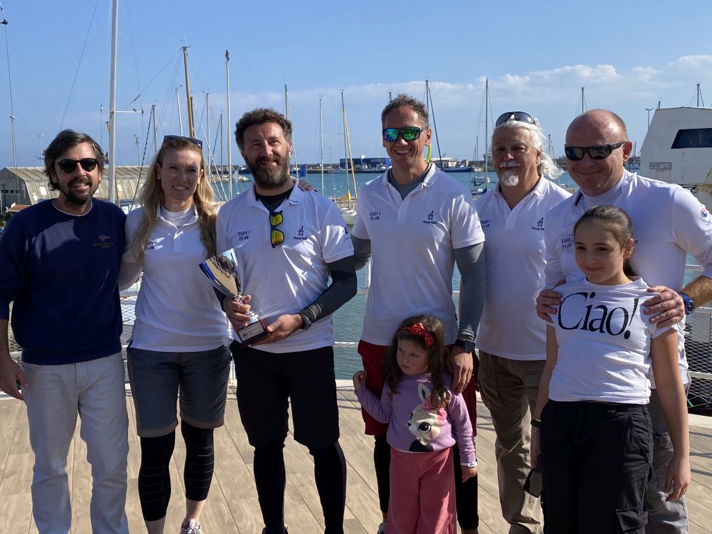 20250406 Invernale Anzio J24 Premiazione 4s